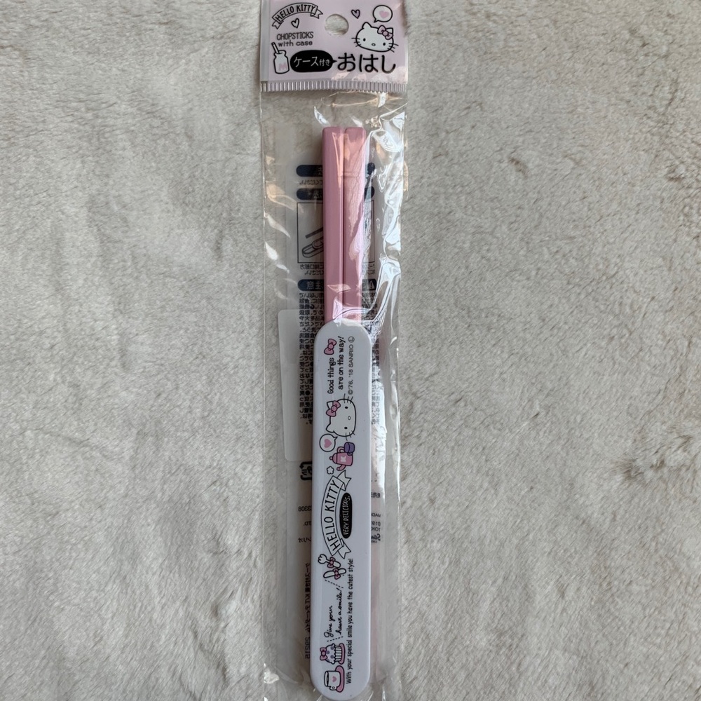 Hello Kitty Chopsticks with Case